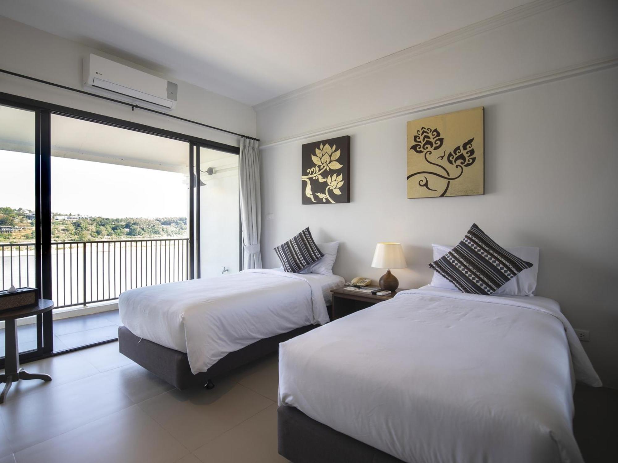 Fortune Riverview Hotel Chiang Khong Esterno foto