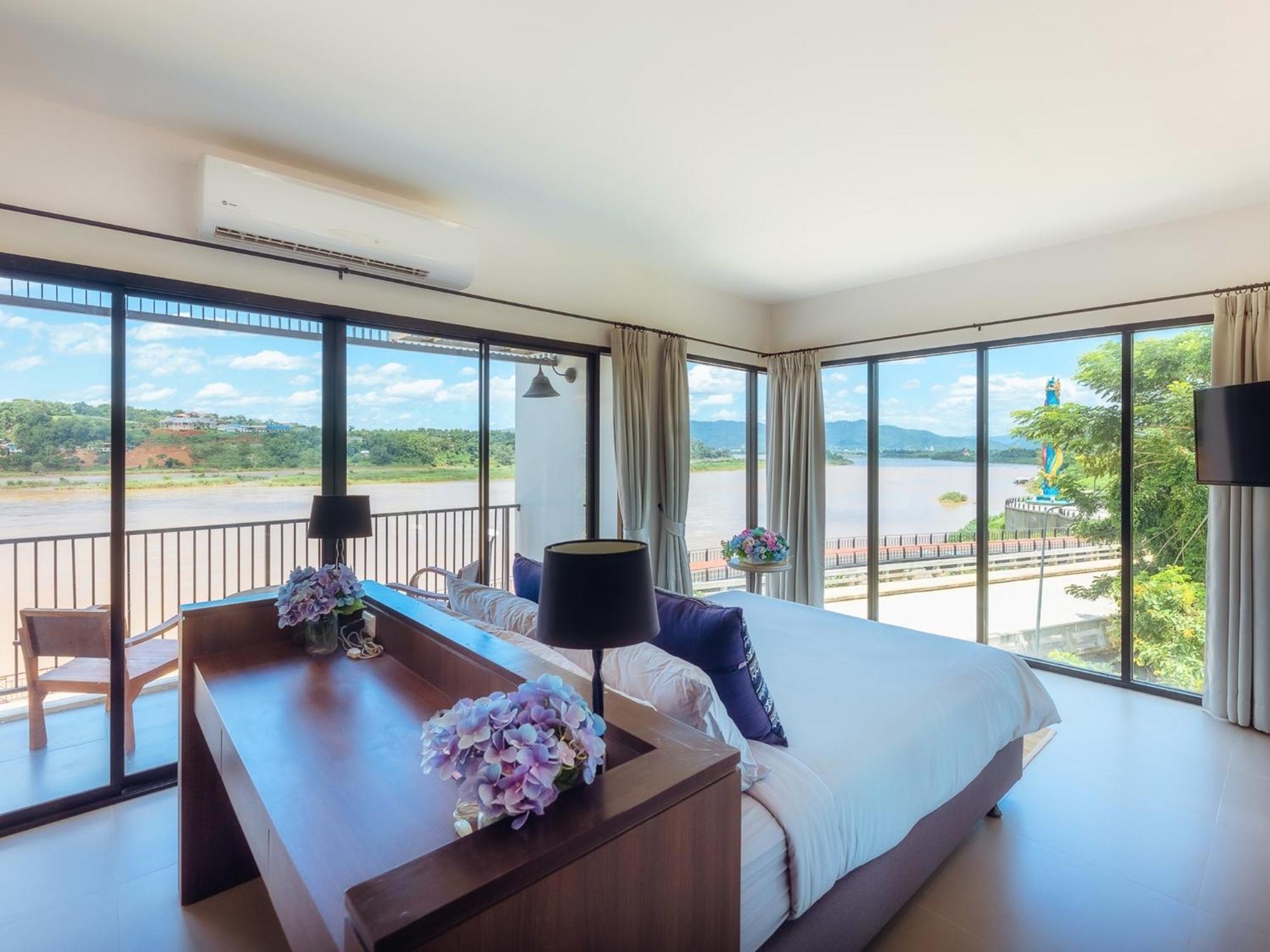Fortune Riverview Hotel Chiang Khong Esterno foto